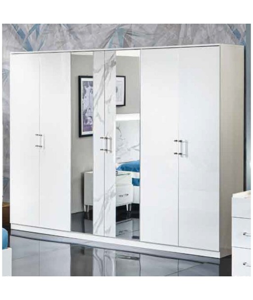 Armoire Cristel Voir les baskets